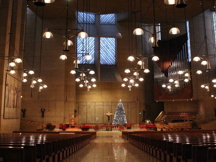 Catedral de Los Ángeles Horario, Misas, Mausoleo, Historia Catedral de Los Ángeles Horario, Misas, Mausoleo, Historia
